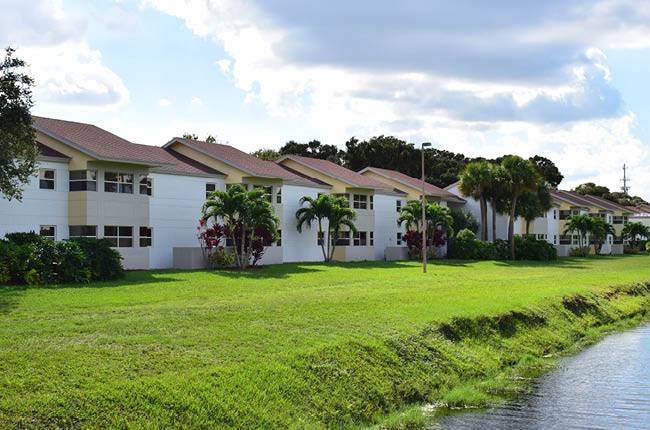 Anglo MIAMI Palm Beach Keiser University Campus